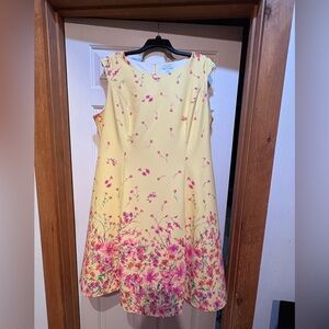 London Times Yellow Floral Midi Dress